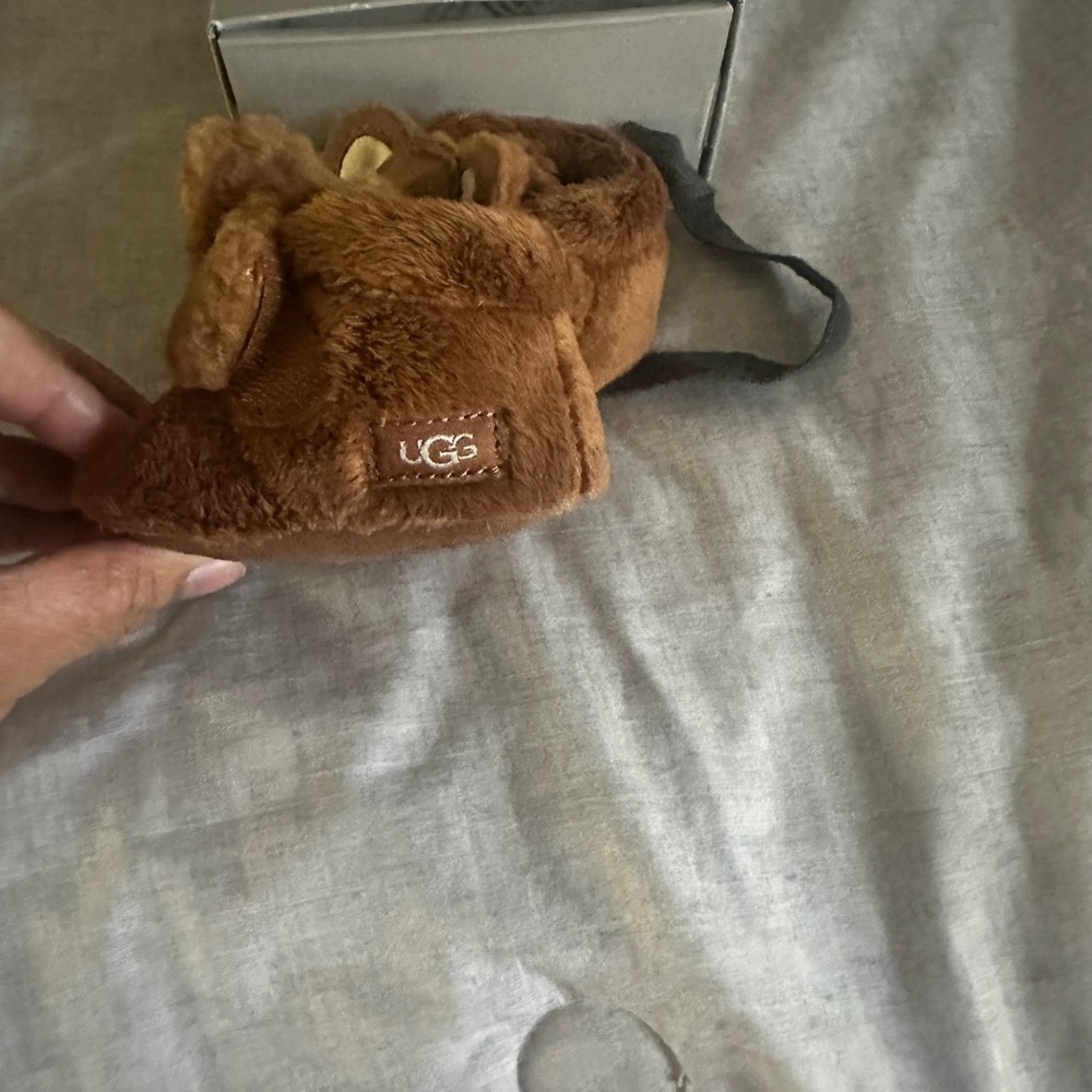 Infant Ugg Booties - Picture 3 of 7